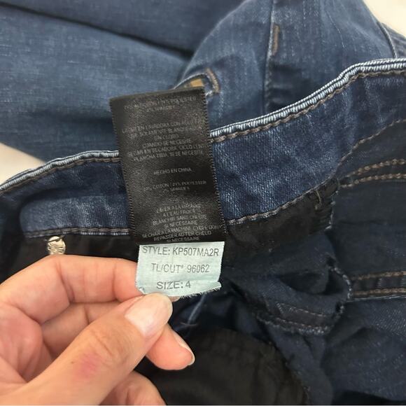 Kut From The Kloth Blue Scarlett Straight Leg Zipper Jeans, Size 4 - Picture 13 of 16